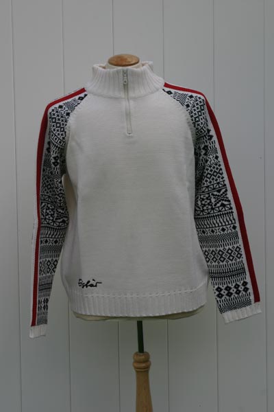 Venedig - perfect match to the Challenge hat, Elias cap or just wear it as is.
- White