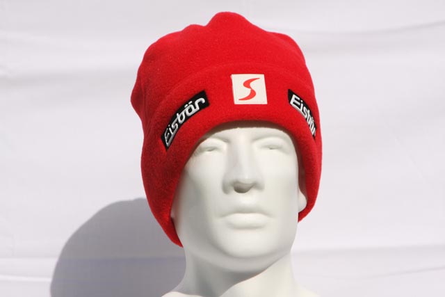 Bob - traditional hat - great price point hat, real looker & super warm - red