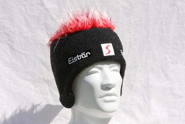 Cocker - cool looking hat - Black /Red
