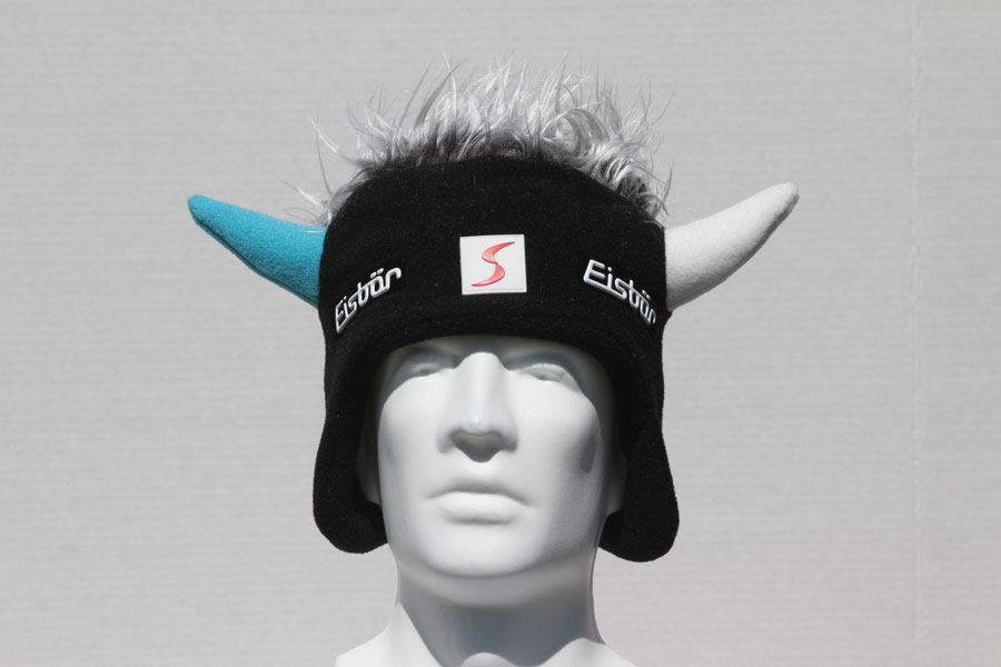 Nestor - Black with Blue Horn